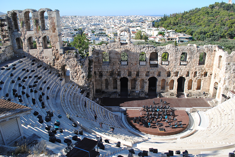 Anfiteatro na encosta da Acrópole